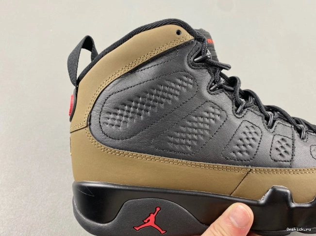 One Kick 9 HV4794-030 Air Olive Jordan 0716